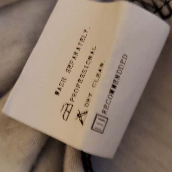 Noracora top women's size medium M US 8 shades of blue on black (I think black) - Picture 7 of 10